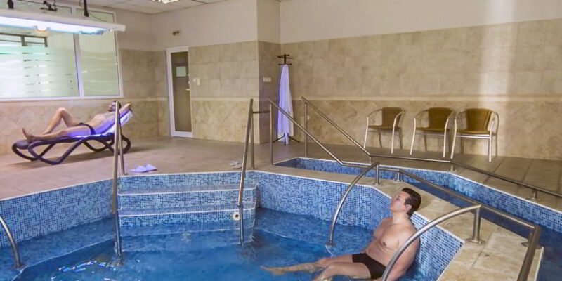 СПА център Девин